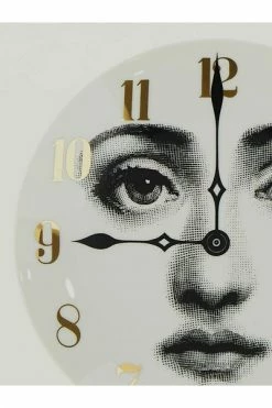 FORNASETTI Klokken Clock White -Filippa K Winkel 41ef500607f1f32bd19697da9d699733