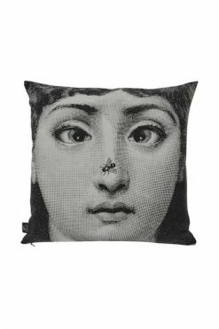 FORNASETTI Sierkussens Pillow Gray -Filippa K Winkel 472335ac3e94dbf1a1ab1be2f70bd76d
