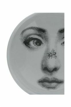 FORNASETTI Woonaccessoires Ashtray Gray -Filippa K Winkel 47e9efde2189bed586159a8e7a21a79a