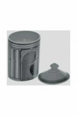 FORNASETTI Kaarsen Candles & Candle Sticks Gray -Filippa K Winkel 66ad9ac93d9b17bd38c433ab5f0d9da1