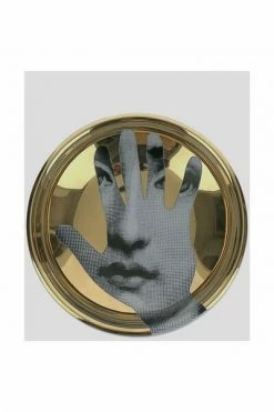FORNASETTI Borden Plate Yellow -Filippa K Winkel 7ce7a521e9f1e1d07c13ff2ae9508ab9