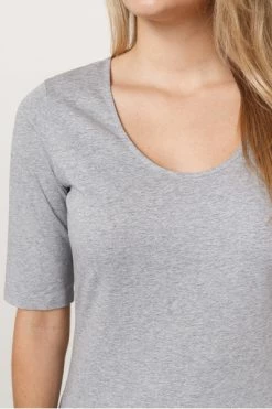 Sweaters Filippa K Licht Grijs T-shirts 28502 Gray