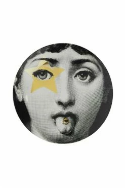 FORNASETTI Borden Plate Black -Filippa K Winkel bdc6562c45c9c8fc97101dfc3cc99ee5