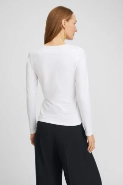 Filippa K T-shirts 25332 1009 Top White 7 Filippa K T-shirts 25332 1009 Top White -Filippa K Winkel c59c5773411a432f4cec47736a477e47