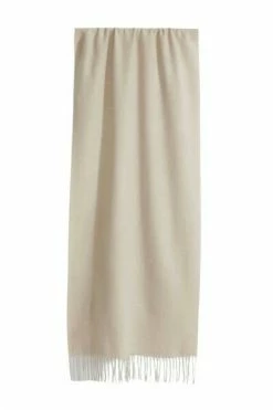 Filippa K Sjaals Winter Scarves Beige